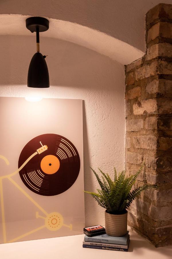 Coolest In Berlin, Easy Check-in, Cozy, Near Center - 4 Maisonette #1 * Berlim